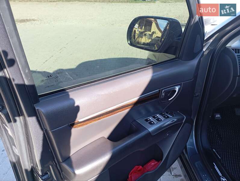 Позашляховик / Кросовер Hyundai Santa FE 2011 в Банилові