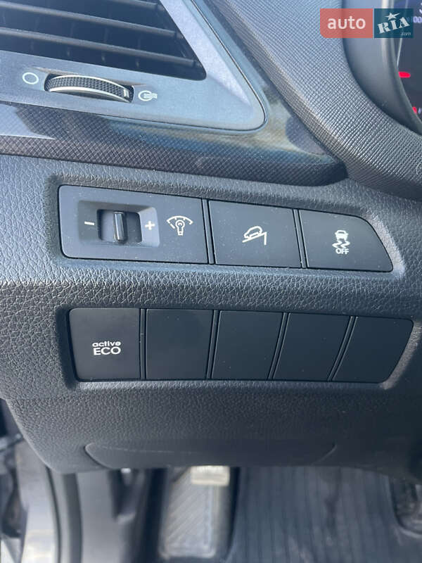 Позашляховик / Кросовер Hyundai Santa FE 2013 в Звягелі фото 12 Позашляховик / Кросовер Hyundai Santa FE 2013 в Звягелі