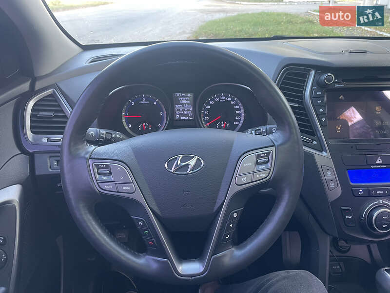 Позашляховик / Кросовер Hyundai Santa FE 2013 в Звягелі фото 17 Позашляховик / Кросовер Hyundai Santa FE 2013 в Звягелі