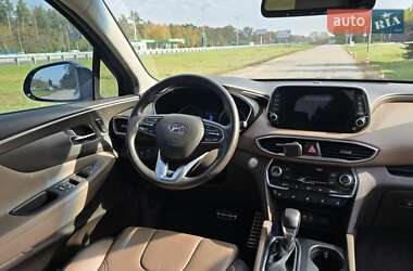 Внедорожник / Кроссовер Hyundai Santa FE 2018 в 