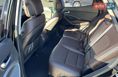 Внедорожник / Кроссовер Hyundai Santa FE 2014 в 