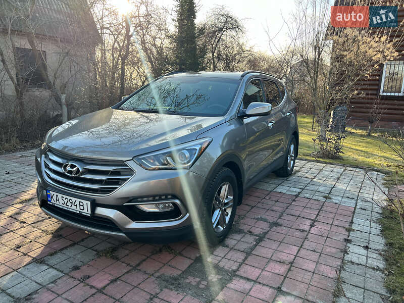 Внедорожник / Кроссовер Hyundai Santa FE 2017 в Борисполе