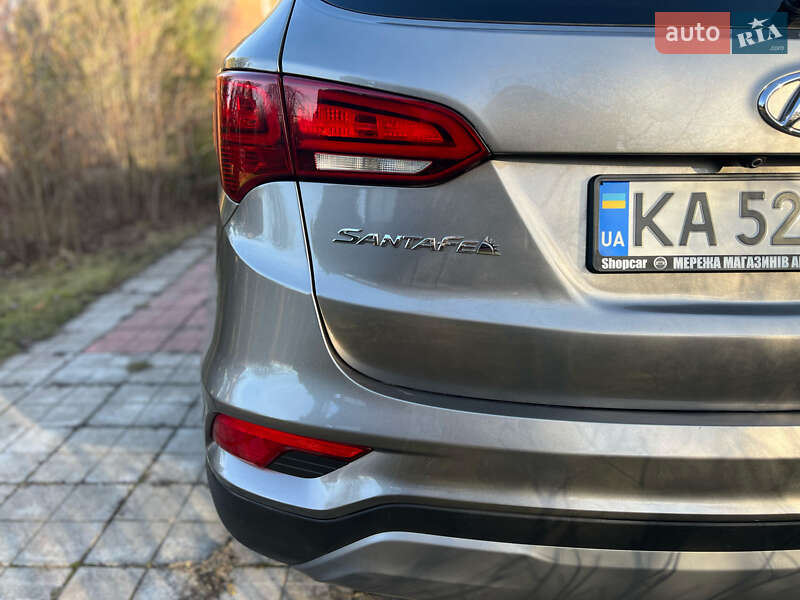 Внедорожник / Кроссовер Hyundai Santa FE 2017 в Борисполе