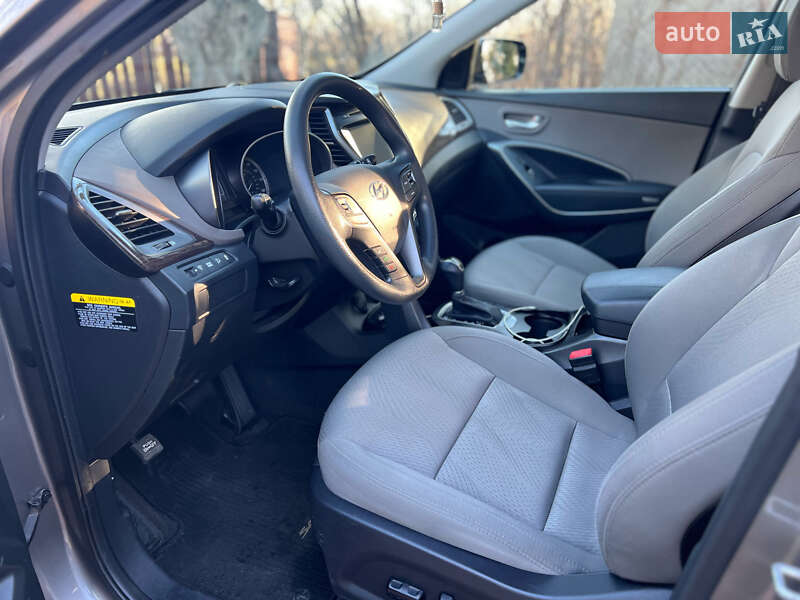 Внедорожник / Кроссовер Hyundai Santa FE 2017 в Борисполе