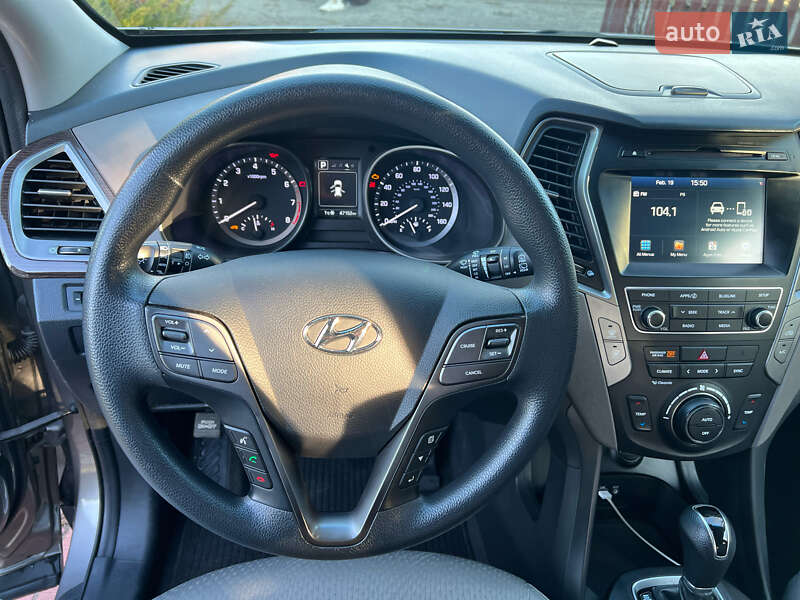 Внедорожник / Кроссовер Hyundai Santa FE 2017 в Борисполе