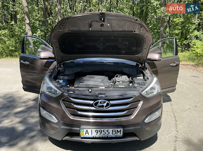 Позашляховик / Кросовер Hyundai Santa FE 2015 в Тетієві