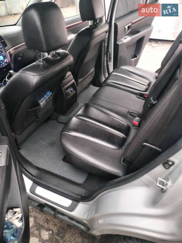 Позашляховик / Кросовер Hyundai Santa FE 2010 в Києві