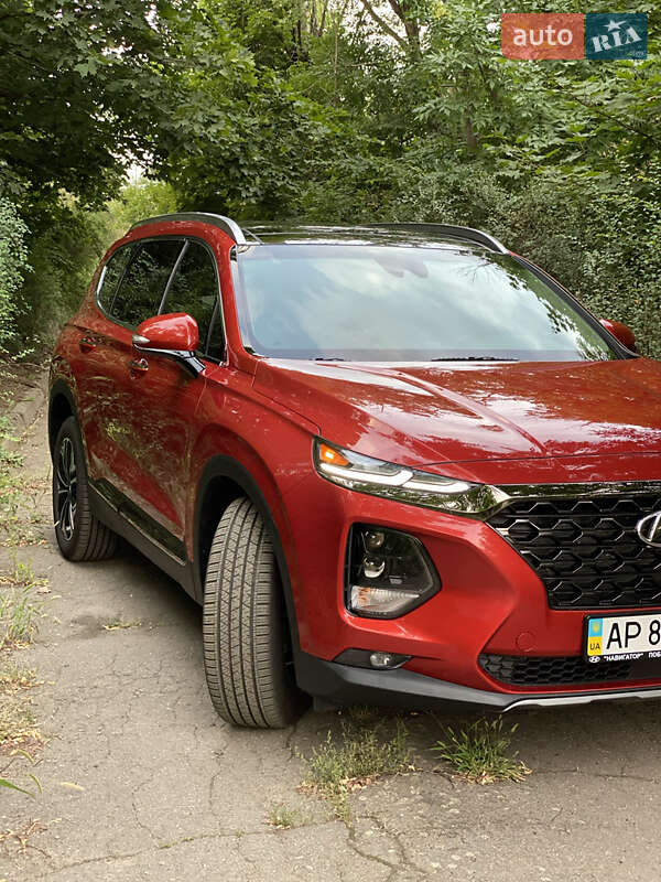 Позашляховик / Кросовер Hyundai Santa FE 2019 в Дніпрі