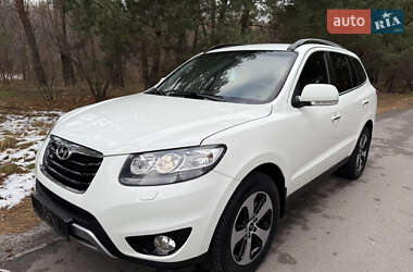 Внедорожник / Кроссовер Hyundai Santa FE 2012 в Киеве