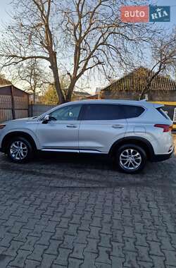 Внедорожник / Кроссовер Hyundai Santa FE 2019 в 