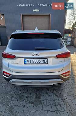 Внедорожник / Кроссовер Hyundai Santa FE 2019 в 