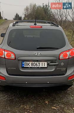 Позашляховик / Кросовер Hyundai Santa FE 2010 в Рівному