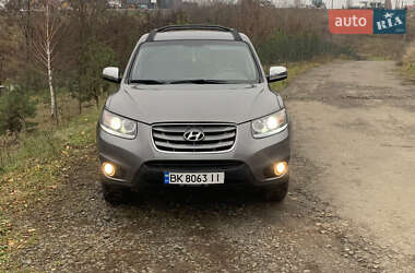 Позашляховик / Кросовер Hyundai Santa FE 2010 в Рівному