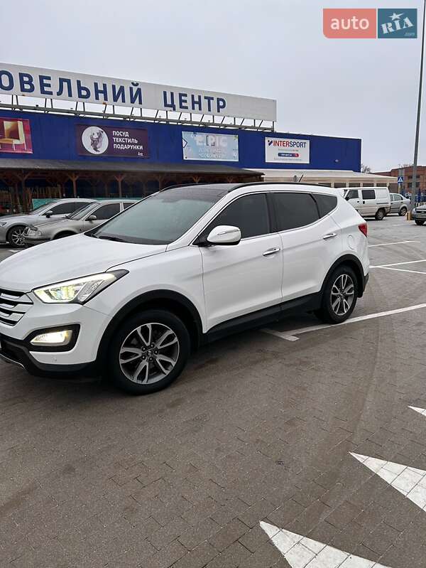 Позашляховик / Кросовер Hyundai Santa FE 2013 в Прилуках