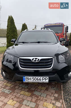 Позашляховик / Кросовер Hyundai Santa FE 2010 в Южному