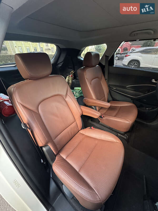Внедорожник / Кроссовер Hyundai Santa FE 2014 в Днепре