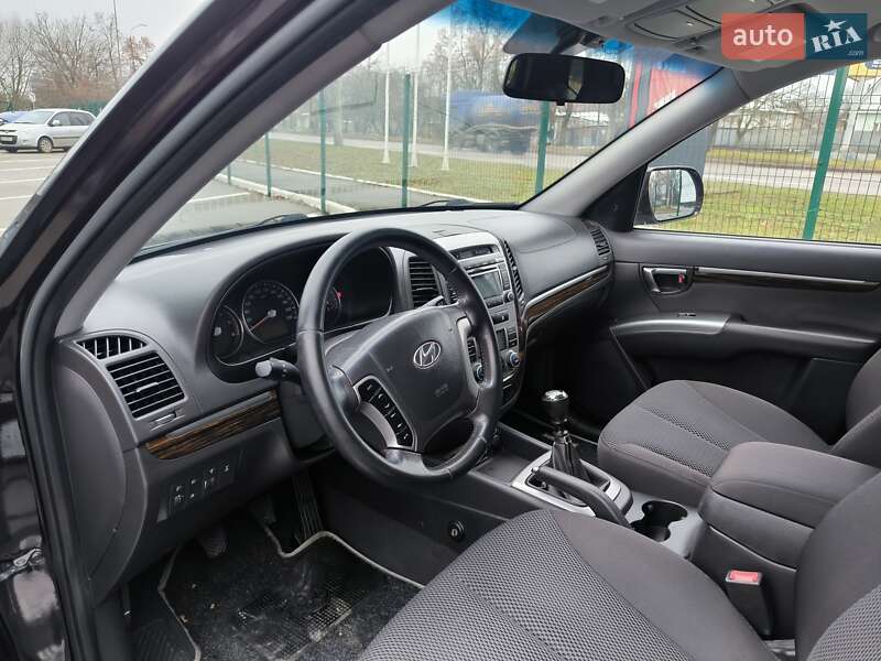 Внедорожник / Кроссовер Hyundai Santa FE 2010 в Чернигове
