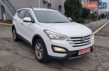 Позашляховик / Кросовер Hyundai Santa FE 2015 в Києві