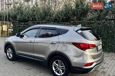 Позашляховик / Кросовер Hyundai Santa FE 2016 в Одесі