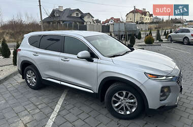 Внедорожник / Кроссовер Hyundai Santa FE 2019 в 