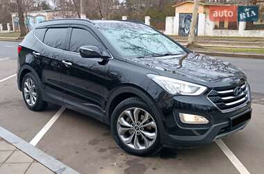 Внедорожник / Кроссовер Hyundai Santa FE 2013 в 