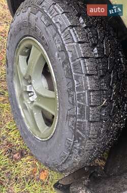 Позашляховик / Кросовер Hyundai Santa FE 2004 в 