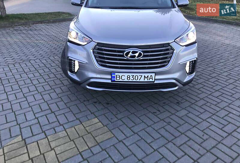 Позашляховик / Кросовер Hyundai Santa FE 2016 в Львові