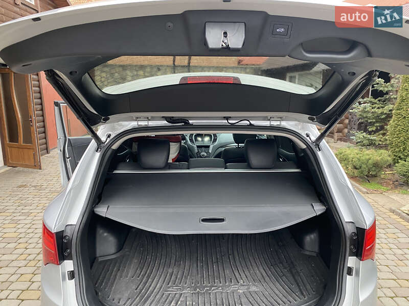 Позашляховик / Кросовер Hyundai Santa FE 2014 в Коломиї