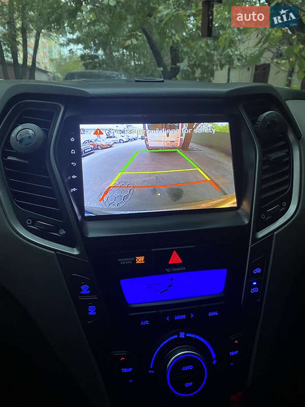 Позашляховик / Кросовер Hyundai Santa FE 2015 в Києві