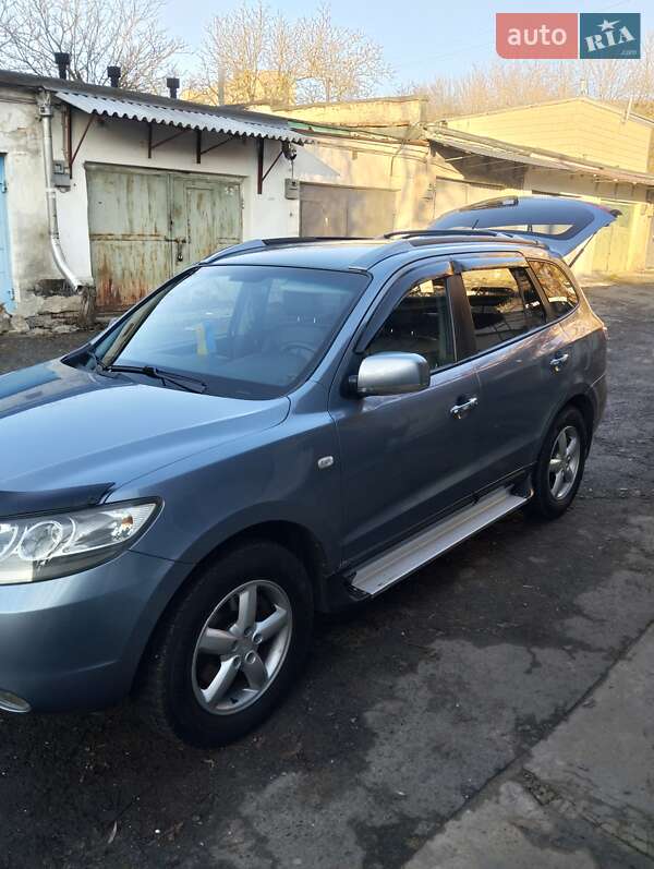 Внедорожник / Кроссовер Hyundai Santa FE 2006 в Ровно