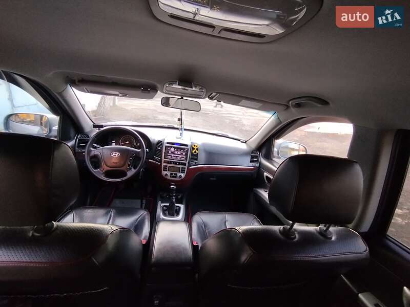 Внедорожник / Кроссовер Hyundai Santa FE 2006 в Ровно
