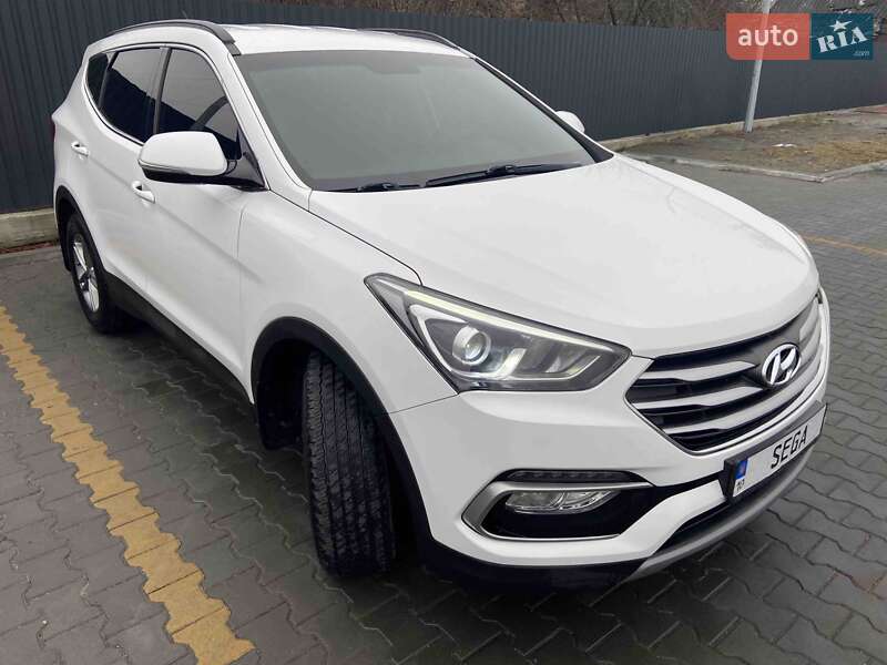 Внедорожник / Кроссовер Hyundai Santa FE 2018 в Ирпене