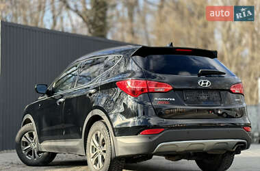 Внедорожник / Кроссовер Hyundai Santa FE 2013 в 
