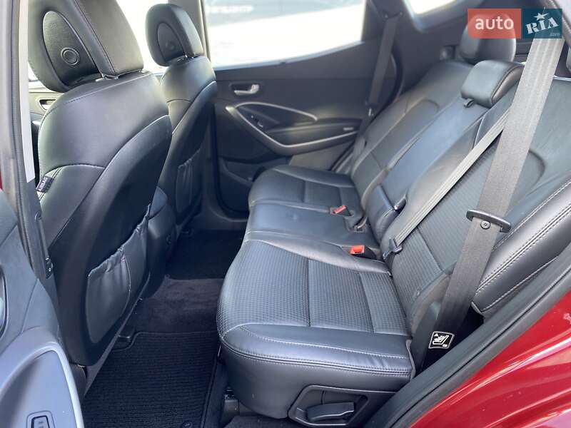 Внедорожник / Кроссовер Hyundai Santa FE 2015 в Львове