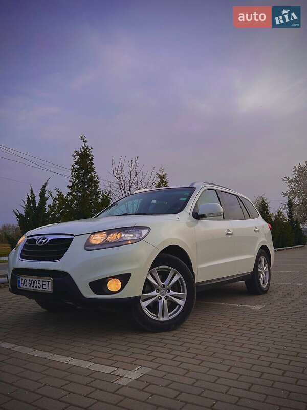 Внедорожник / Кроссовер Hyundai Santa FE 2011 в Иршаве