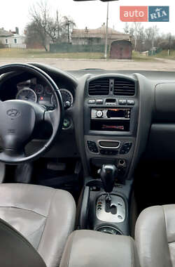 Внедорожник / Кроссовер Hyundai Santa FE 2006 в Смеле