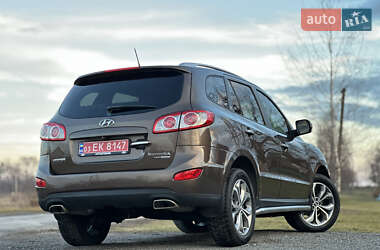 Внедорожник / Кроссовер Hyundai Santa FE 2011 в Луцке