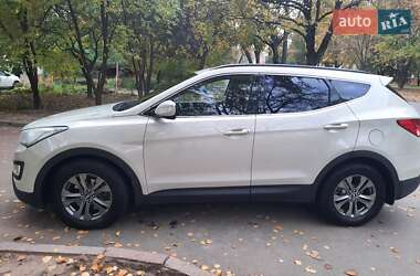 Позашляховик / Кросовер Hyundai Santa FE 2014 в Києві