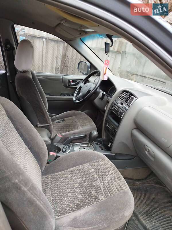 Внедорожник / Кроссовер Hyundai Santa FE 2005 в Ольшанке фото 3 Внедорожник / Кроссовер Hyundai Santa FE 2005 в Ольшанке