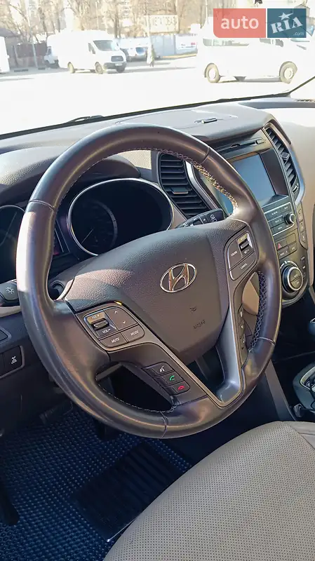 Hyundai Santa FE 2017 VIN KM8SNDHF3HU244462 фото оголошення 6 з 64