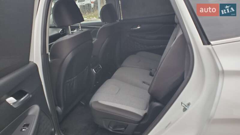 Позашляховик / Кросовер Hyundai Santa FE 2022 в Умані