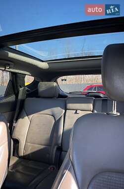 Внедорожник / Кроссовер Hyundai Santa FE 2014 в 