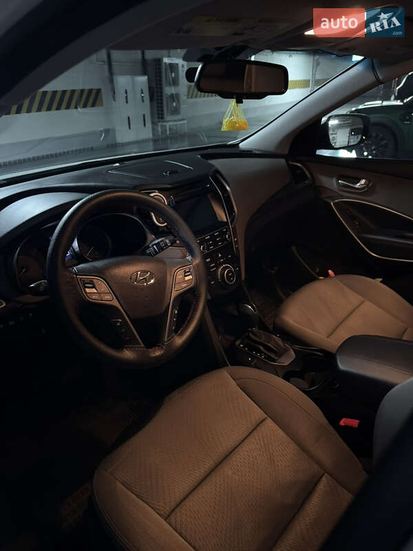 Позашляховик / Кросовер Hyundai Santa FE 2018 в Києві