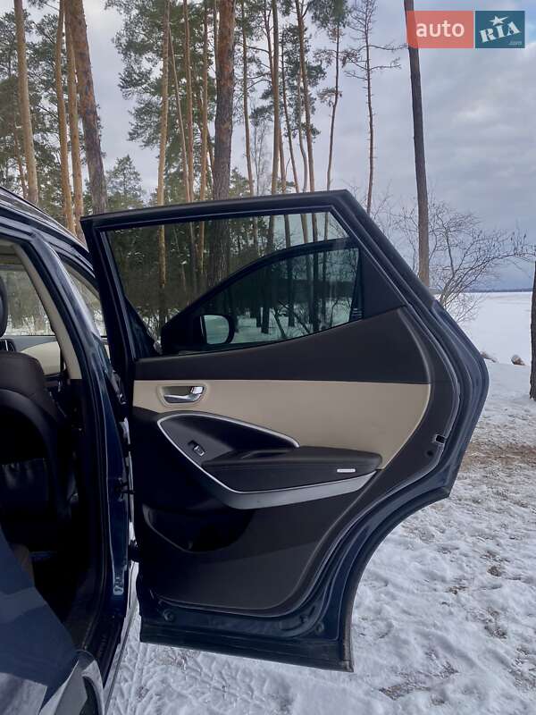 Позашляховик / Кросовер Hyundai Santa FE 2017 в Києві