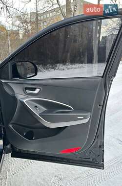 Внедорожник / Кроссовер Hyundai Santa FE 2014 в 