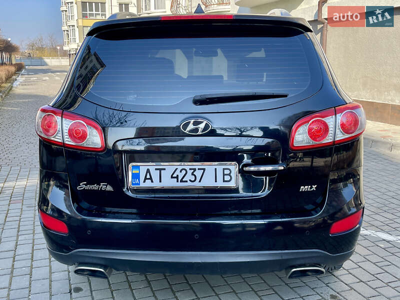 Позашляховик / Кросовер Hyundai Santa FE 2010 в Івано-Франківську