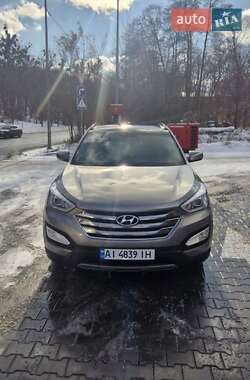 Внедорожник / Кроссовер Hyundai Santa FE 2015 в Киеве