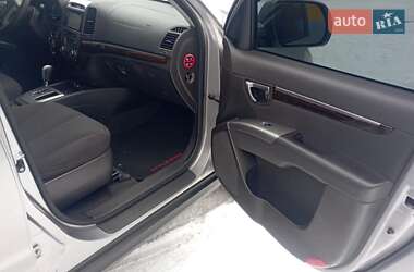 Позашляховик / Кросовер Hyundai Santa FE 2011 в 