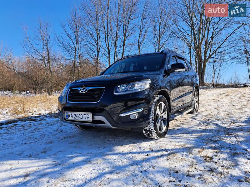 Внедорожник / Кроссовер Hyundai Santa FE 2012 в 