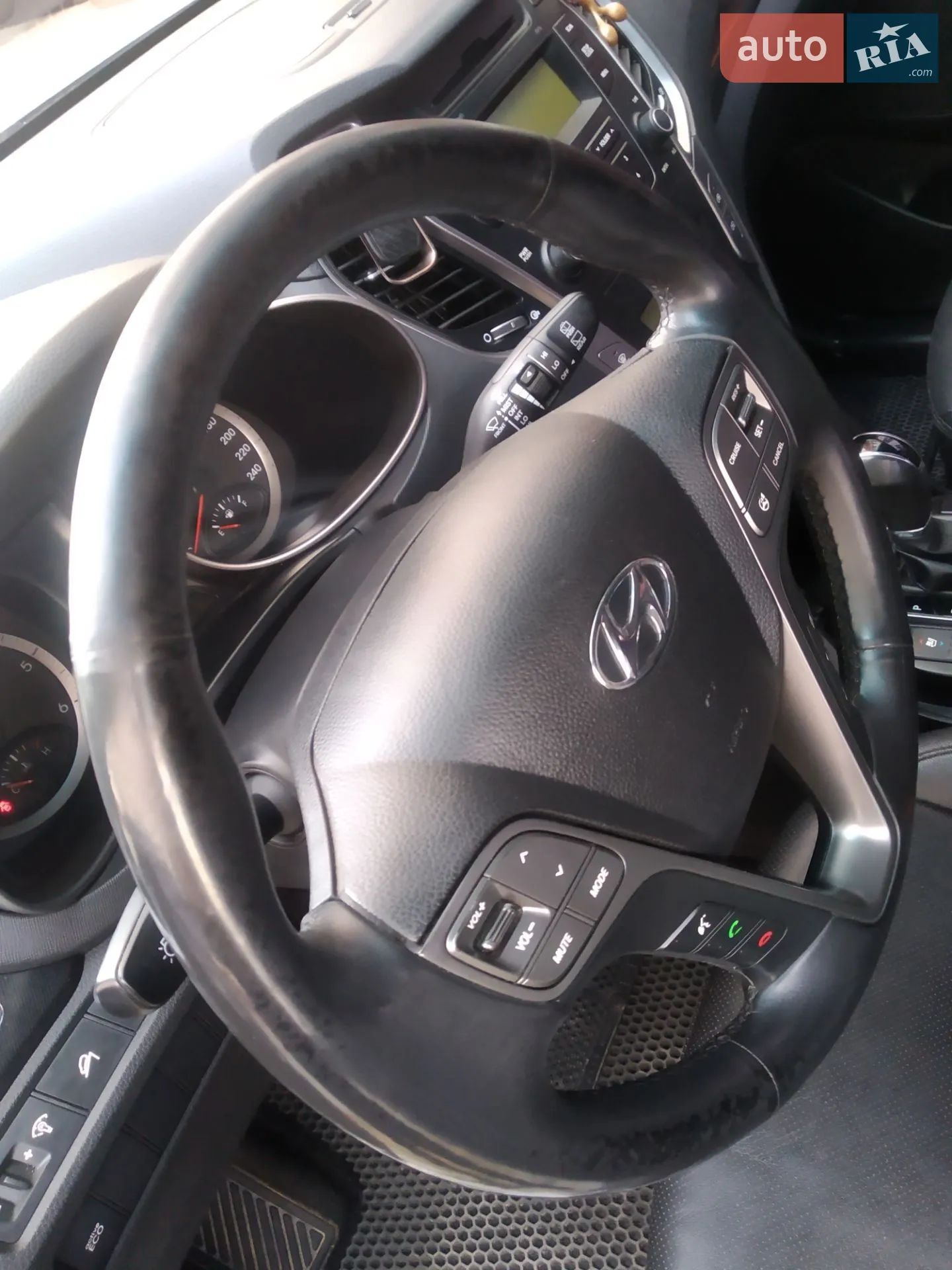 2013 Hyundai Santa Fe - мініатюра 18